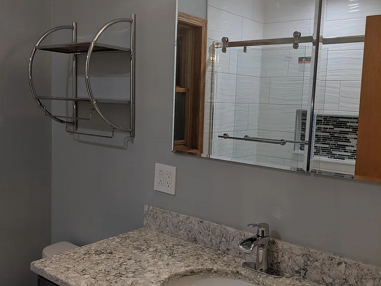 5473 N Parkside Ave #2 — Photo 10