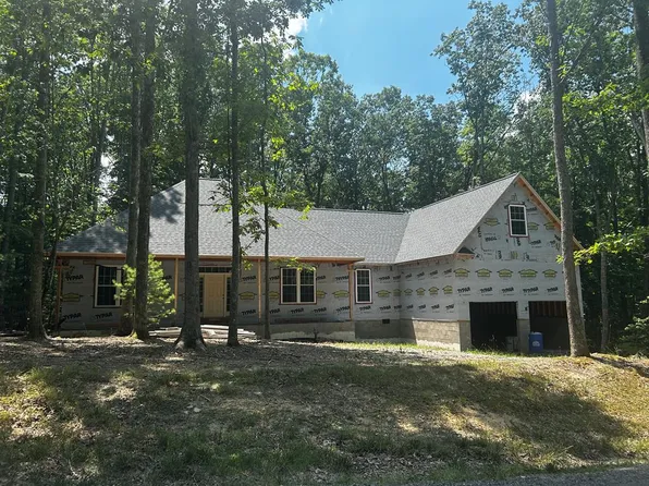 343 Far Country Dr, Daniels, WV 25832