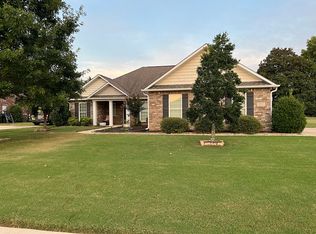 207 Somer Bridge Dr, Huntsville, AL 35811