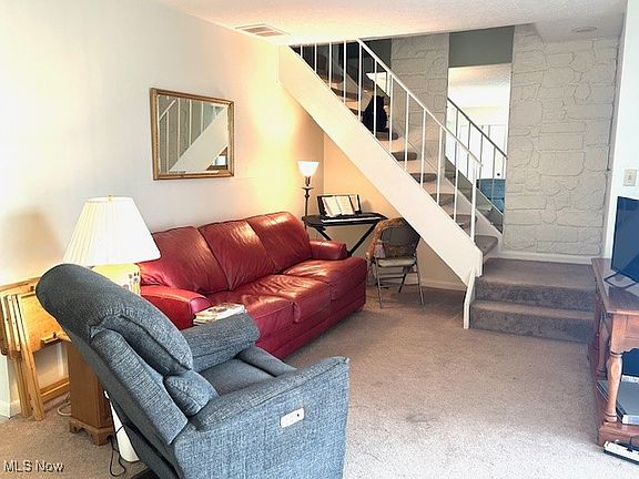 5th image of 20482 Williamsburg Ct