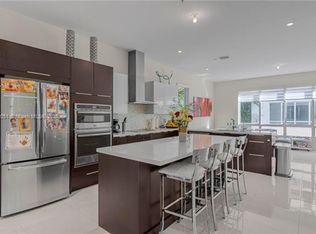 6671 NW 105th Pl #0, Doral, FL 33178