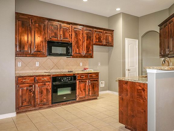 5th image of 14809 Eaglemont Dr