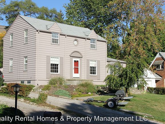 2nd image of 3737 Brentwood Dr