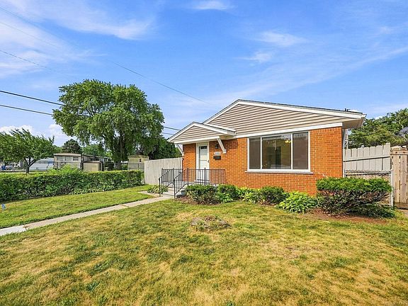 2nd image of 23803 Ada Ave