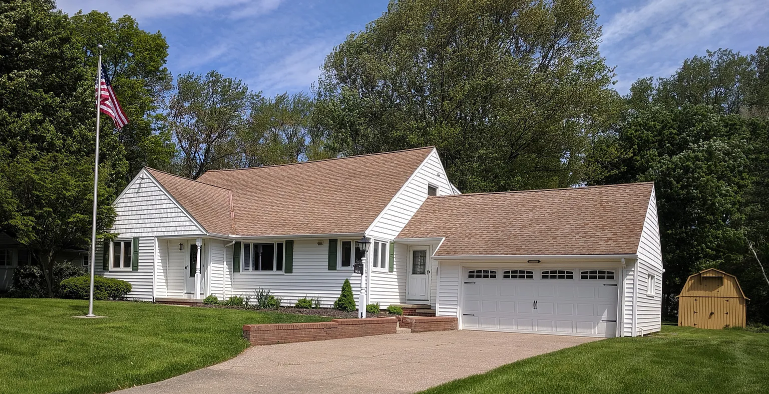 30516 Maple Dr photo 1
