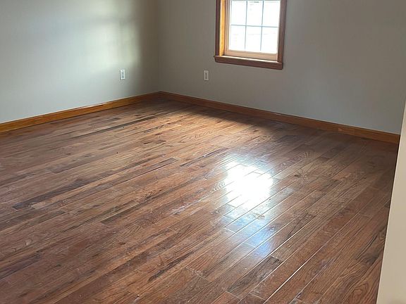 3rd image of 92-72 Winchester Blvd #2