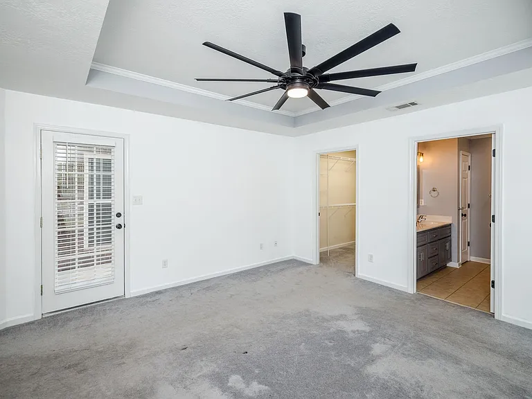 1053 Grove Landing Ln — Photo 22