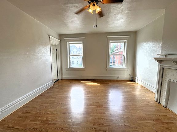 3rd image of 363 S Negley Ave APT 3