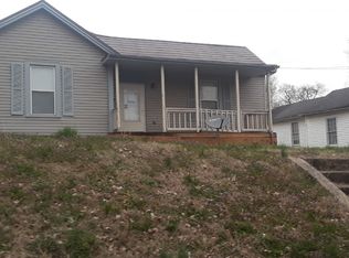 943 Clark St, Clarksville, TN 37040