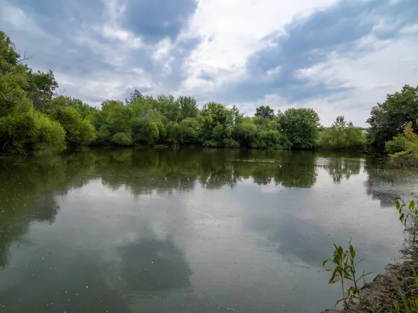 6 Highway Hwy, Weatherby, MO 64497
