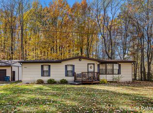 2303 Marquette Rd, Ionia, MI 48846