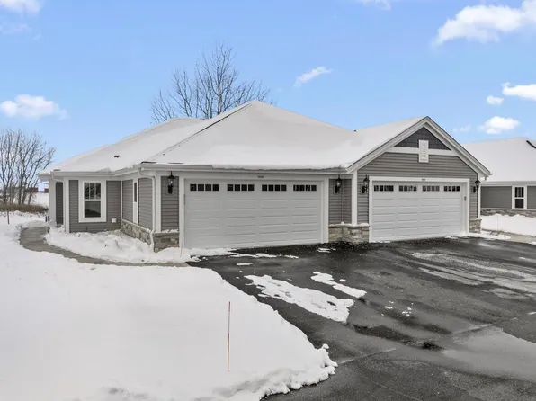 544 Hunter Oaks BOULEVARD #0601, Watertown, WI 53094