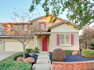 8001 Cellana Dr, Elk Grove, CA 95757