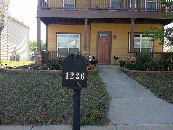 2nd image of 1226 Heartwood Ave