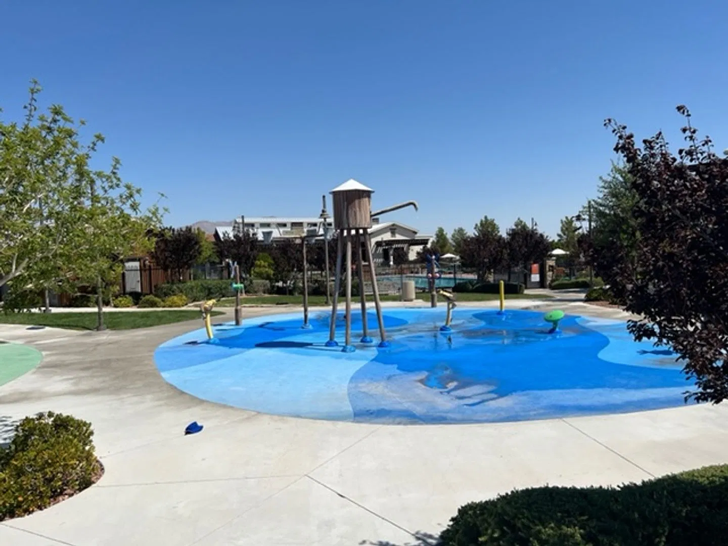 Gated - Cul de Sac - Community Pool and Spa — Photo 4