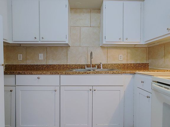 4th image of 183 Monte Largo Dr NE APT 1