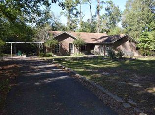 130 Summer Mist Ln, Silsbee, TX 77656