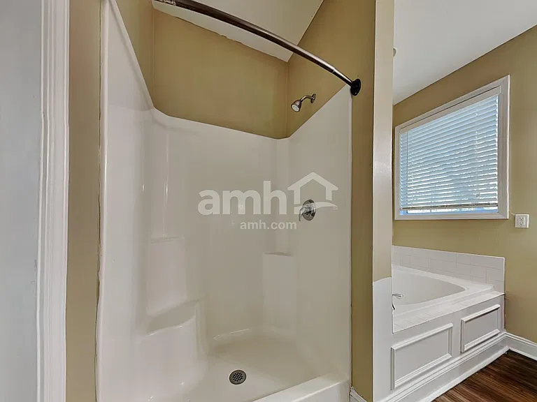 10900 Parkgate Ln — Photo 13