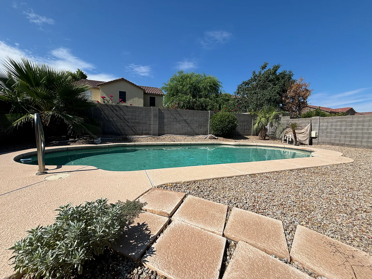 3 bed, 1343 sqft, $1,995 — Photo 1