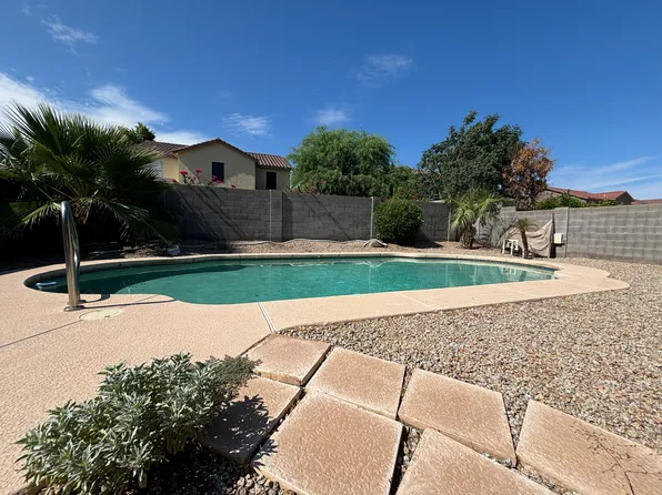 2761 W Allens Peak Dr, San Tan Valley, AZ 85142