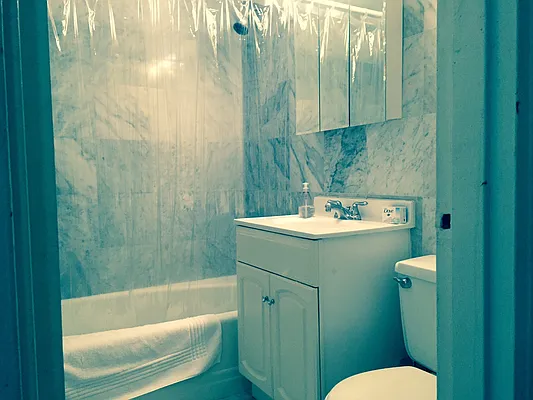 Rented by Nest Seekers International | media 8