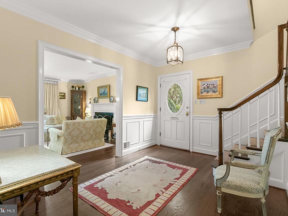 4th image of 4423 Boxwood Rd