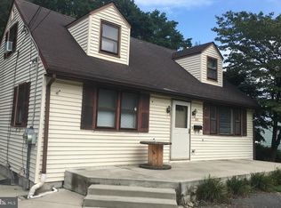 105 Creek Rd, Delran, NJ 08075