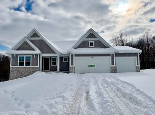 5940 Valley Point Dr SE, Caledonia, MI 49316