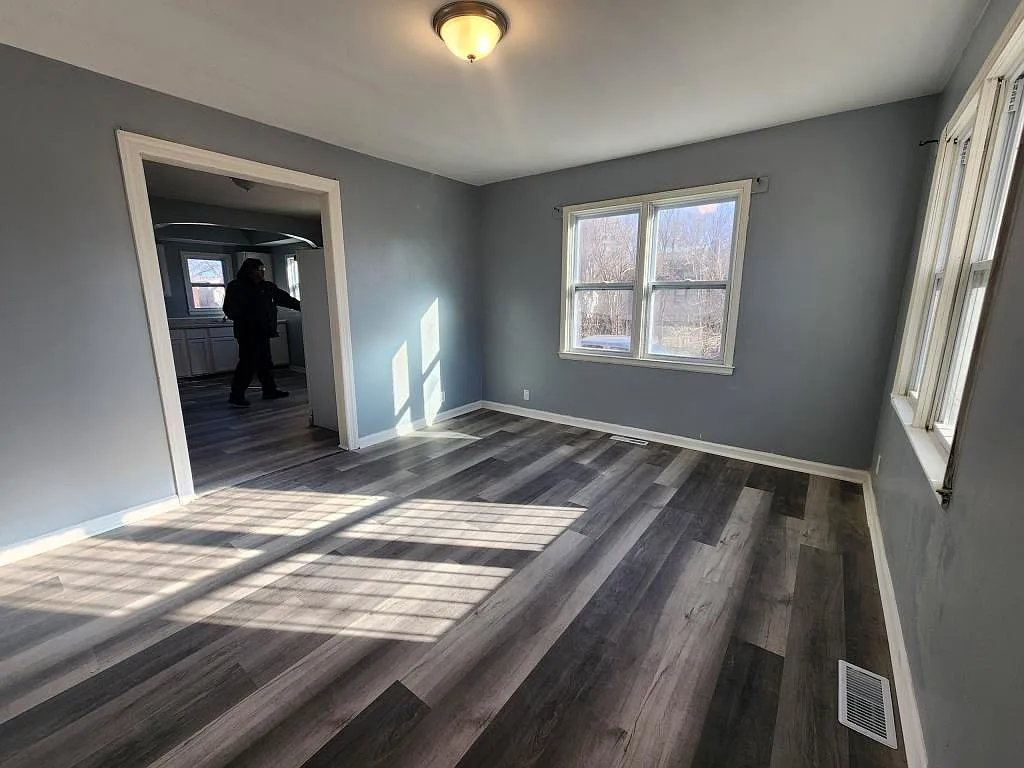 Building Photo - 1595 Ellsworth St #1