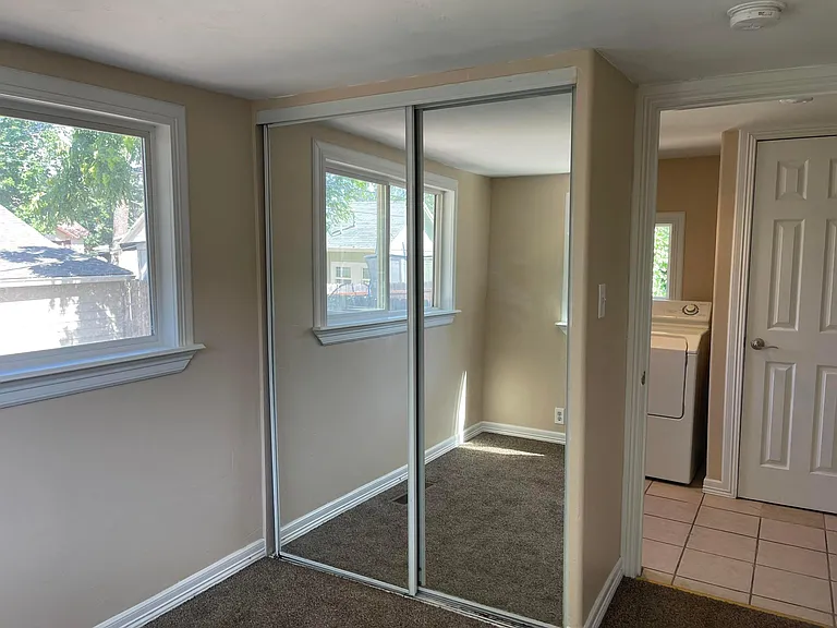 1246 Monroe St — Photo 11