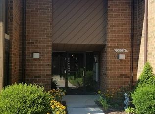 22934 Mastick Rd APT 202, Cleveland, OH 44126