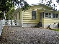 2nd image of 424 Coggeshall St