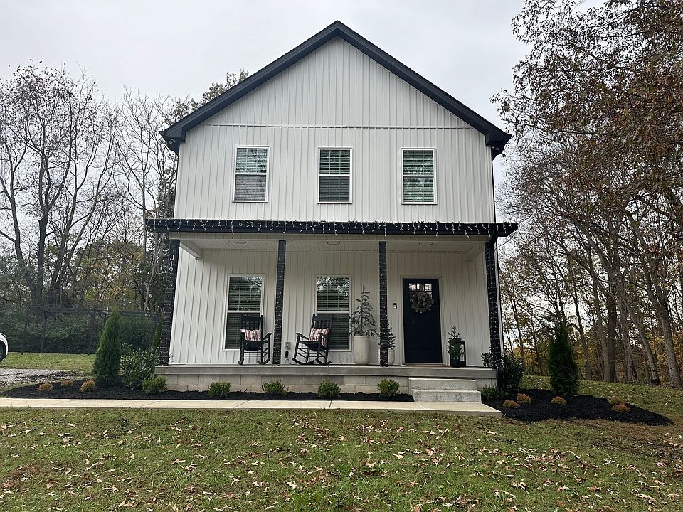 1st image of 319 Davis Ln