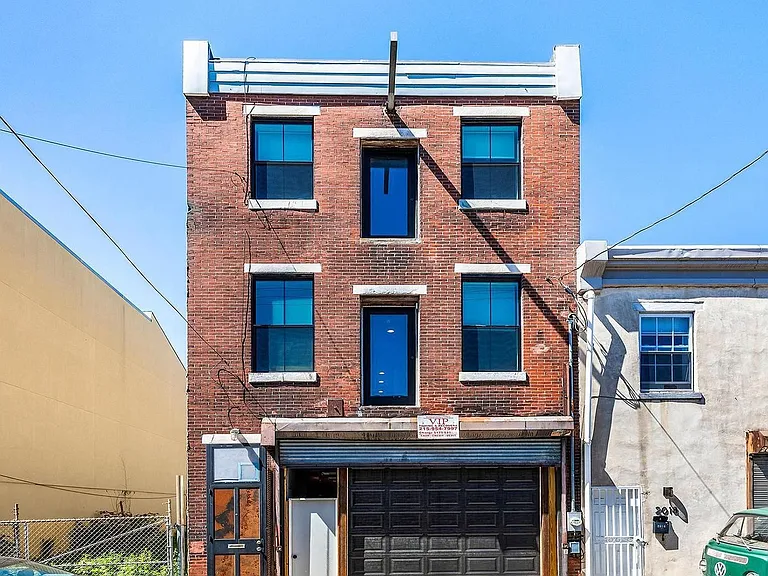 2020 E Fletcher St #1&2 — Photo 1