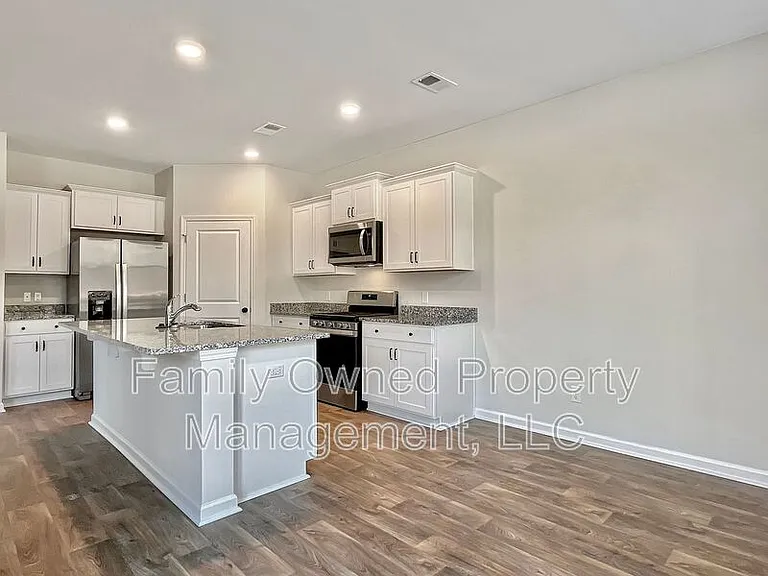 146 Sweet Cherry Ln — Photo 7