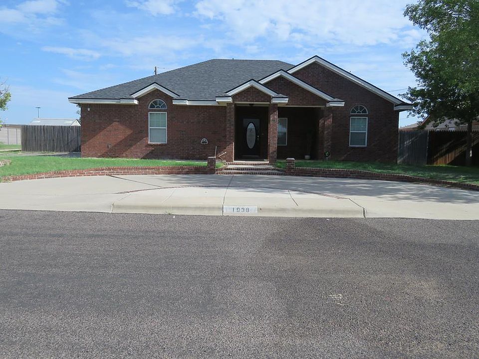 1st image of 1938 Manor Dr