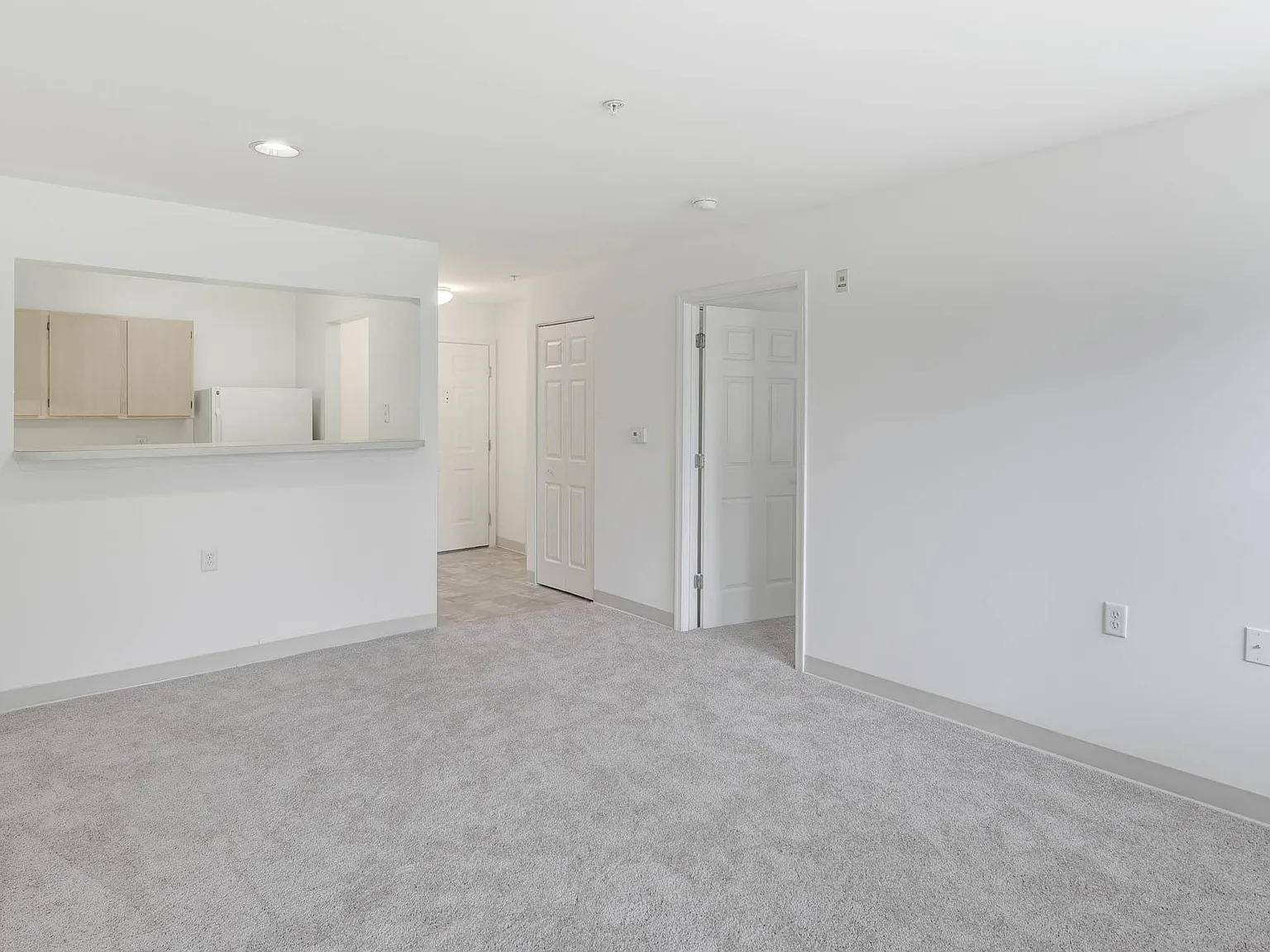 Cascades Village (55+) — Photo 3