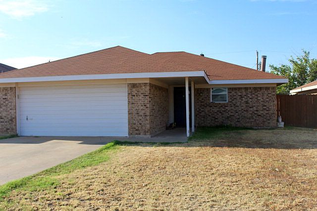 1st image of 4706 Country Club Dr