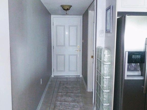 5th image of 555 Fillmore Ave APT 303