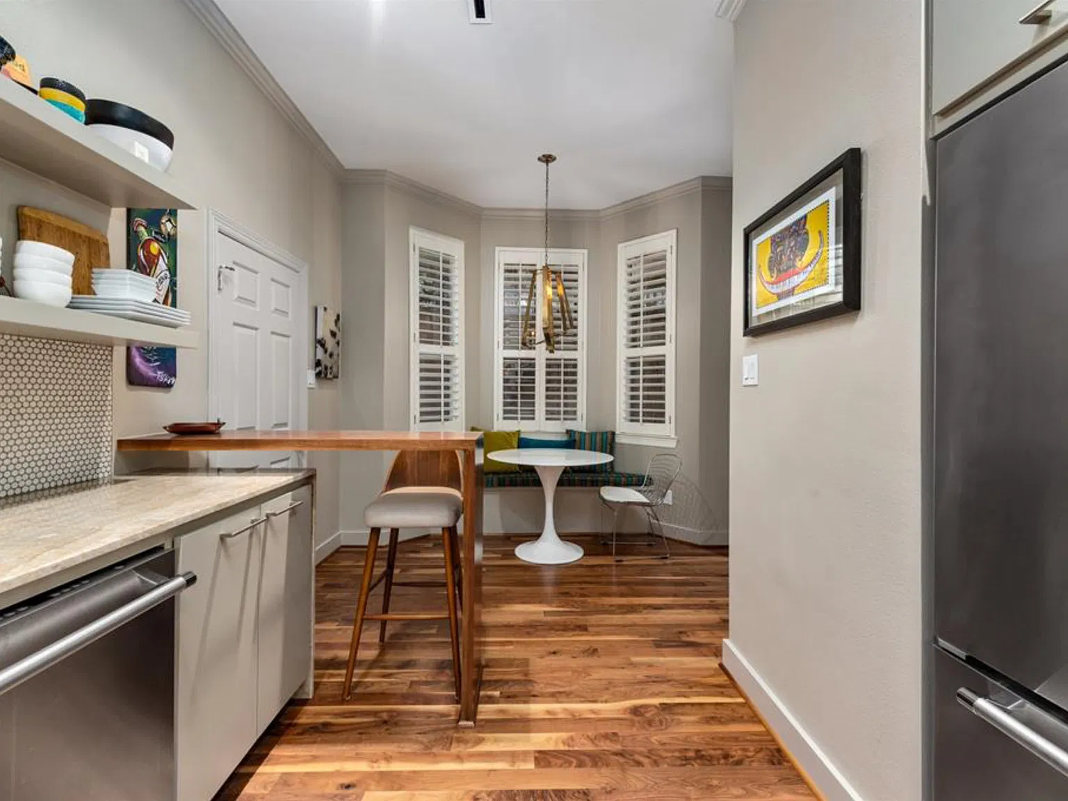 3 bed, 2.5 bath, 2300 sqft, $4,750 — Photo 4