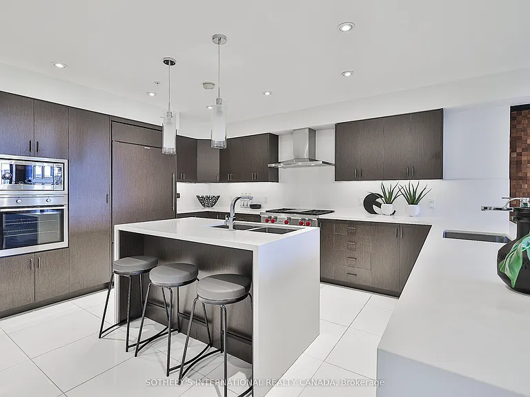 43 Hanna Ave #441 — Photo 5