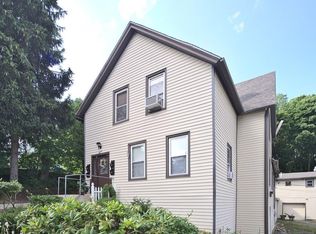 15 Mount Vernon St, Worcester, MA 01605