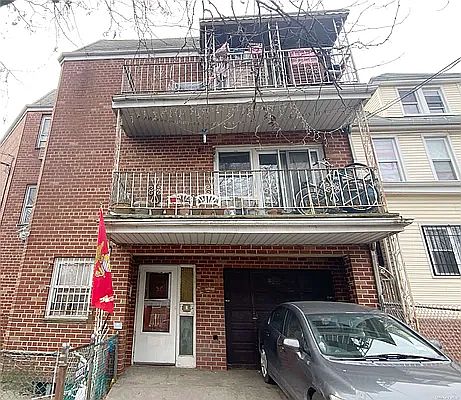 1st image of 5418 94th St