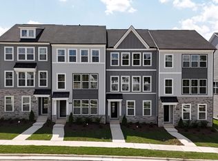 907 Parkfront Dr, Knightdale, NC 27545