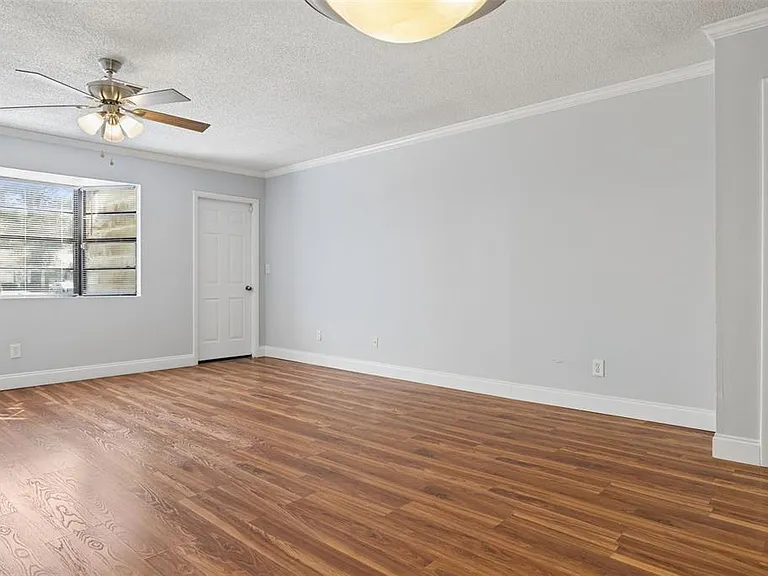 10307 Councils Way — Photo 18