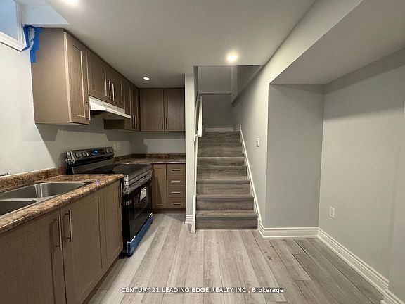 4th image of 31 Good Rd #Basement