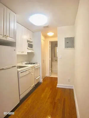 Rented by Citi Habitats | media 7