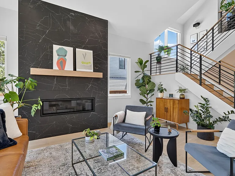 849 Union Ave — Photo 8