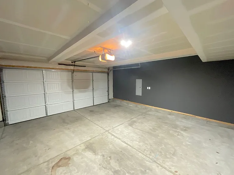 2053 Alperton Hts — Photo 11