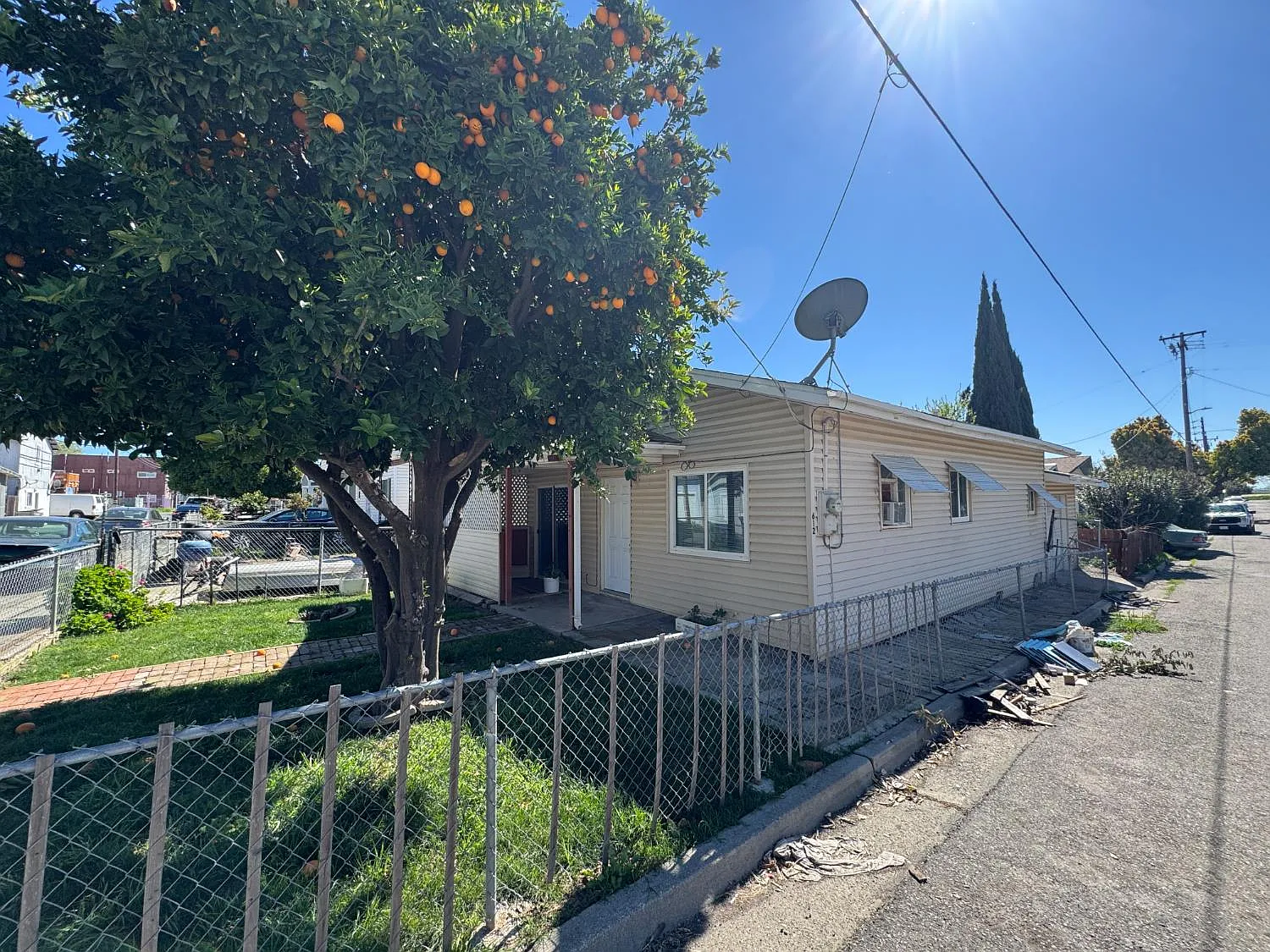 612 Union St photo 1